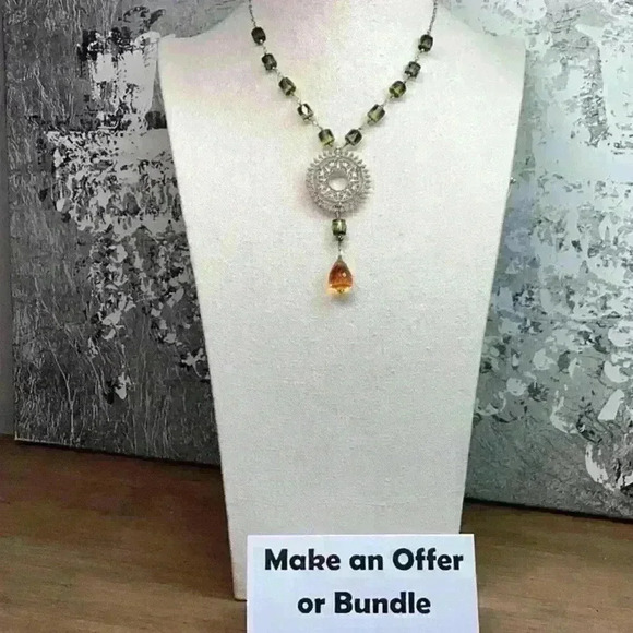 Vintage Silver Necklace - Green Glass Beads and Orange Dangle Crystal Pendant - Picture 3 of 4